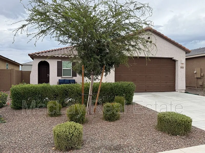 38114 N Front Runner Ln