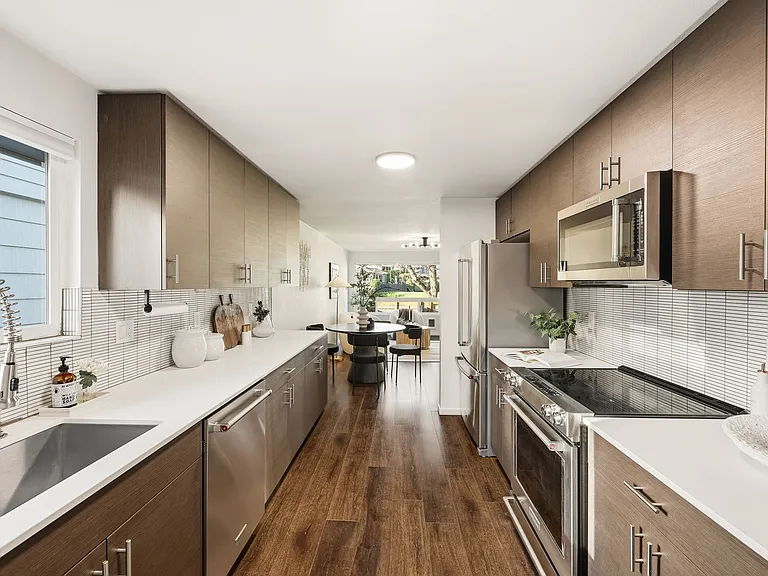 7922 9th Ave SW — Photo 3