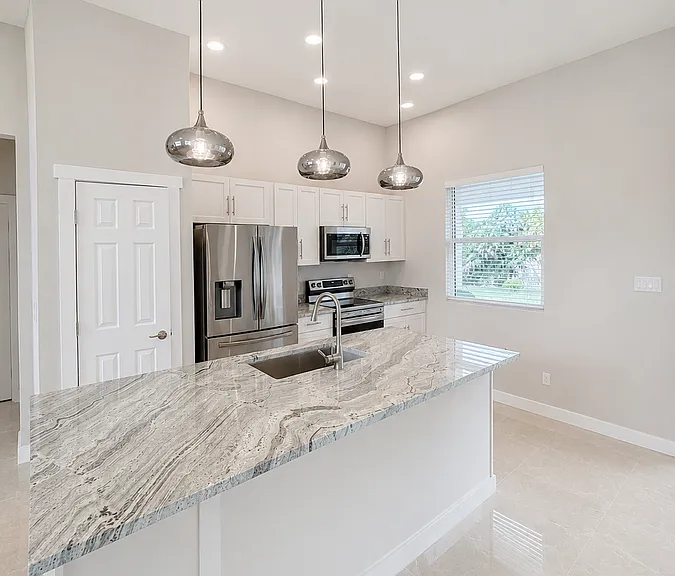 2116 NE 22nd Ave — Photo 8