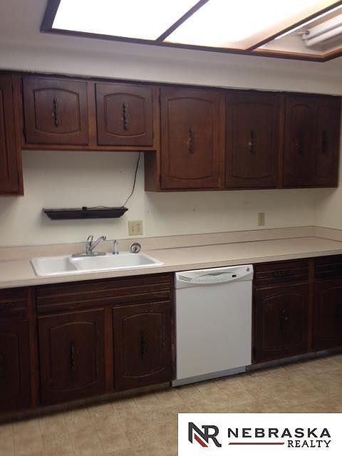2nd image of 7384 Madison St