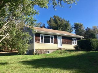 2 Madden Ln, Little Compton, RI 02837