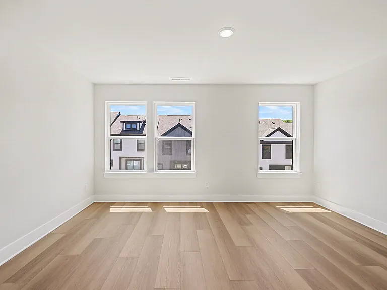 7920 Sansom Cir — Photo 22