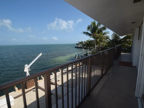 2 Beach Rd, Key Largo, FL 33037