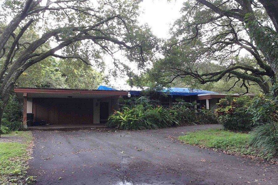 1st image of 5811 SW 37th Ave