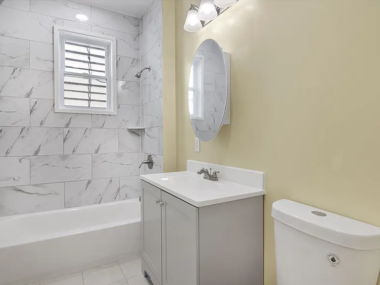 118 Lehigh Ave #1 — Photo 13