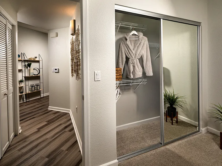 The District Apartments — Photo 3