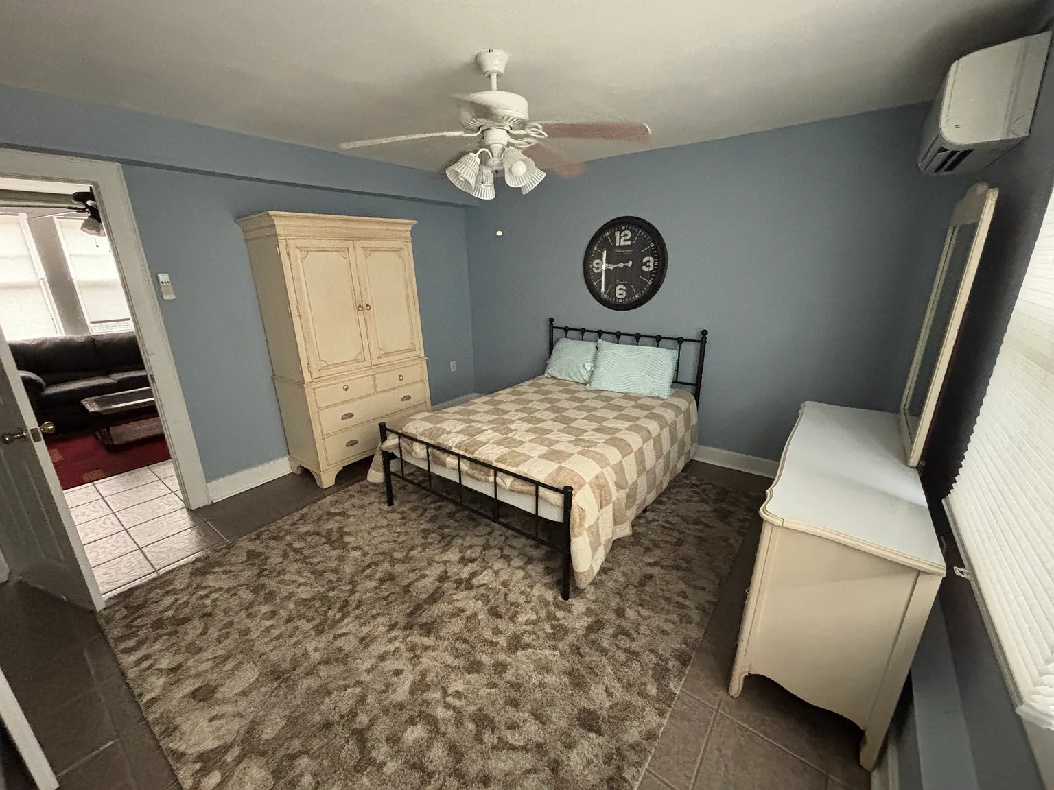 217 S Murat St — Photo 4
