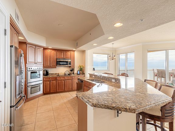 3rd image of 2901 Atlantic Ave #501