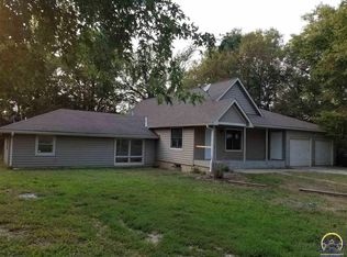 4829 SE Dupont Rd, Berryton, KS 66409