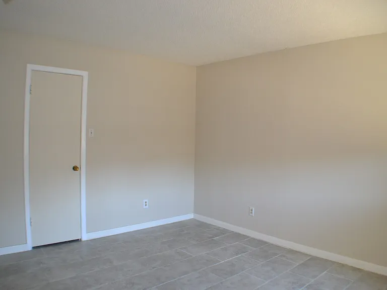 5616 Harvest Hill Rd — Photo 7