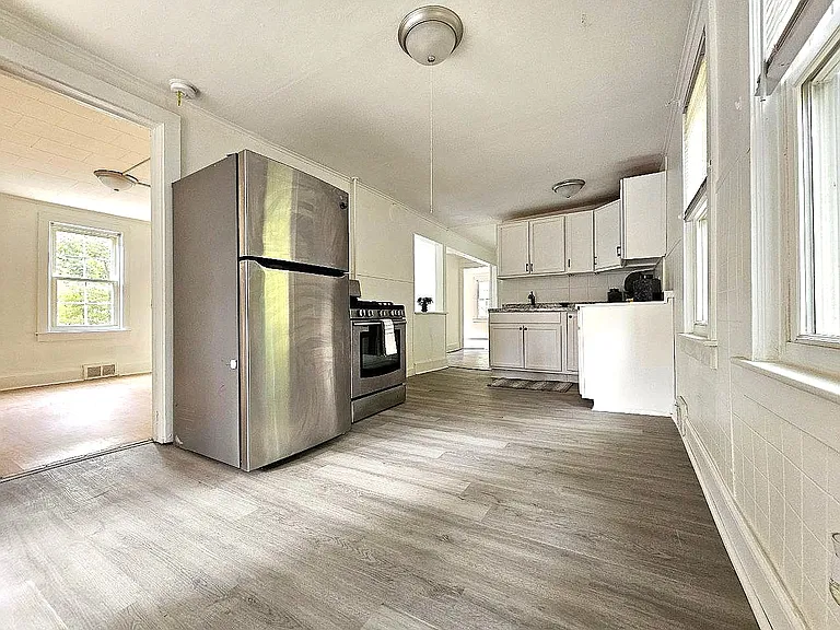 10 Benedict St #1 & 2 — Photo 3