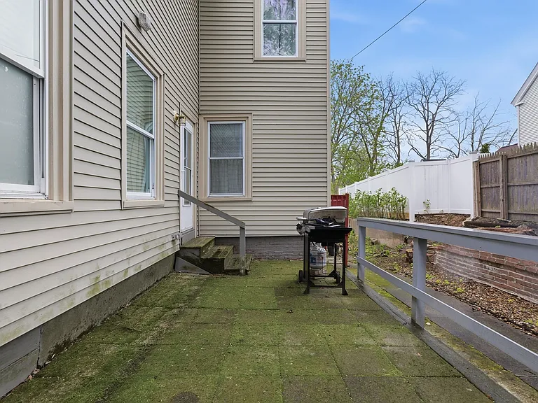 5 Osgood Pl #C — Photo 15