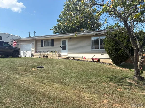 1106 W Acuff St, Salem, MO 65560