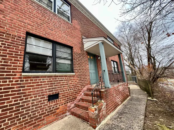 2356 Lemoine Avenue image 1 of 15