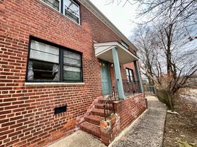 2356 Lemoine Ave, Fort Lee, NJ