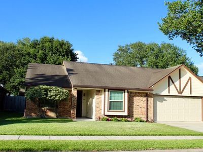 15807 Heritage Falls Dr, Friendswood, TX, 77546