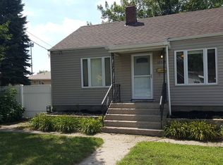 18326 Wentworth Ave, Lansing, IL