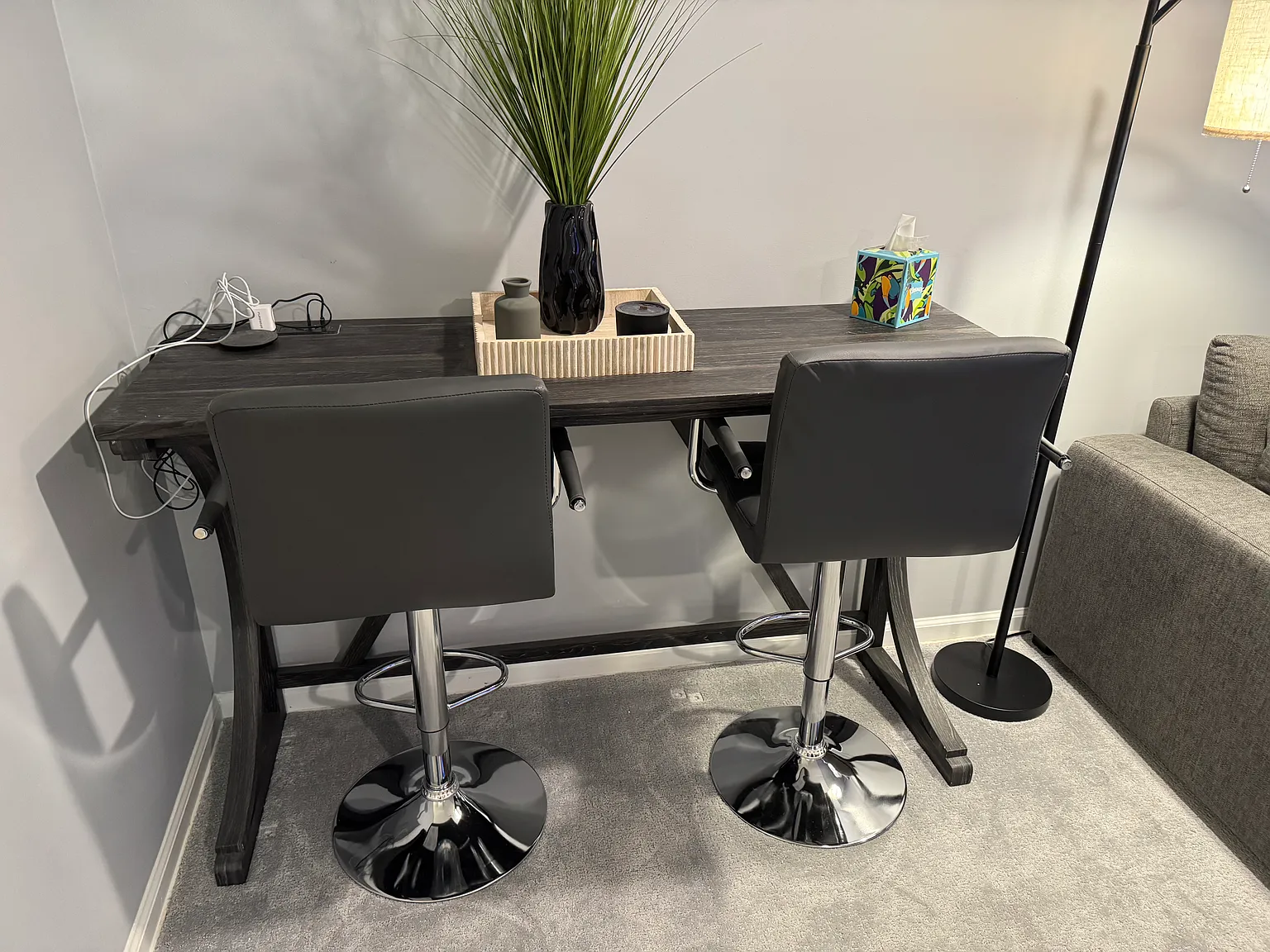 1 bed, 950 sqft, $1,900 — Photo 3