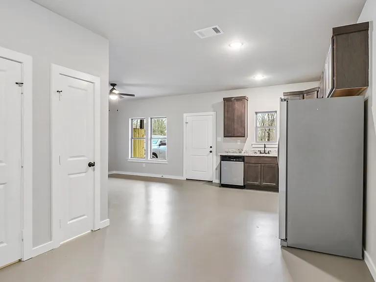 11000 County Road 152 W #203 — Photo 9