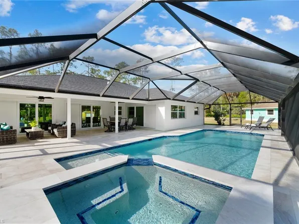 5015 Mahogany Ridge DR, NAPLES, FL 34119