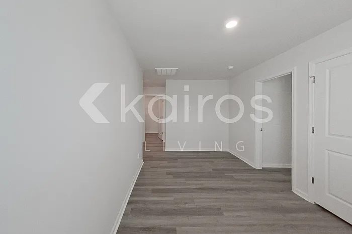 134 Inez Ave — Photo 14