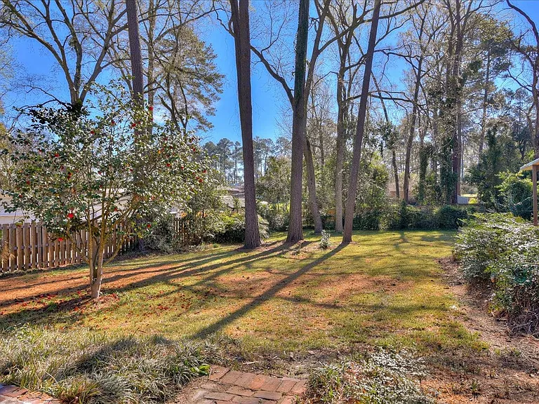 1202 Oakdale Rd — Photo 26