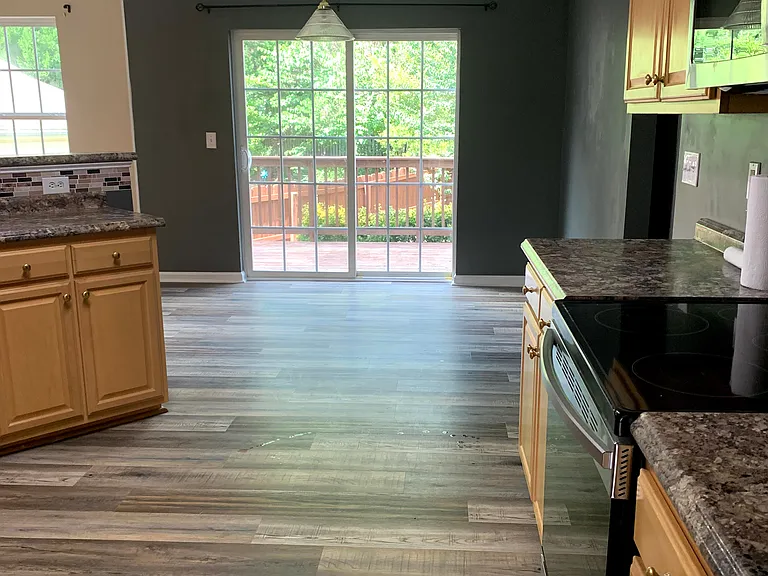 Open Kitchen with Breakfast Area
