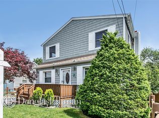 79 E Seacrest Ave, Lindenhurst, NY