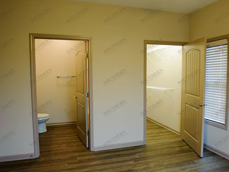 313 Professional Park Dr — Photo 9