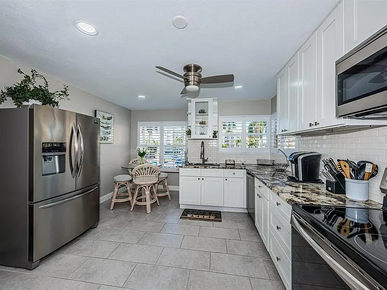6000 Bahia Del Mar Cir #229 — Photo 5