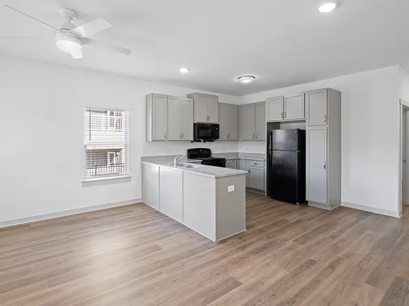 HearthSide Lawrenceville Active Adults 55+, 600 Rubye Neal Ln #521, Lawrenceville, GA 30046