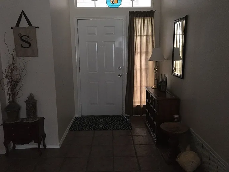 2805 Berry Way — Photo 2