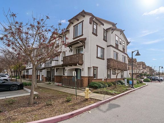 3rd image of 15765 Ibiza Ln