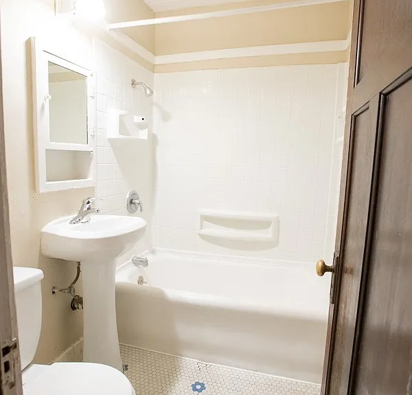 1720 E Newton Apartments — Photo 41