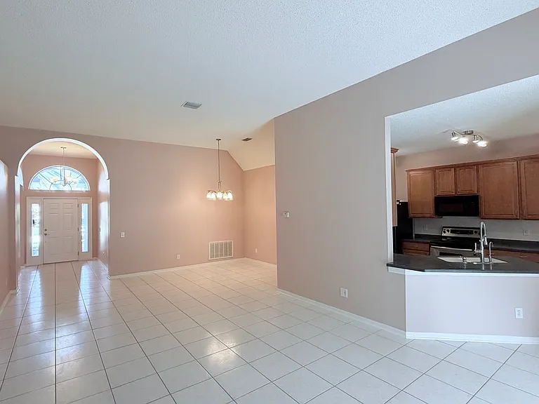 4712 Mapletree Loop — Photo 10