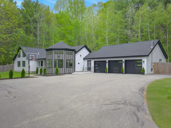 26 Sawyer Road, Poland, ME 04274