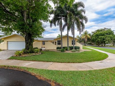 8014 SW 29th St, Davie, FL, 33328