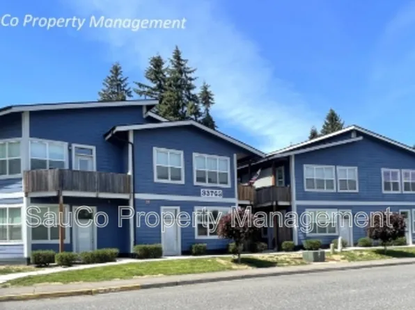 33763 E Columbia Ave APT 16, Scappoose, OR 97056