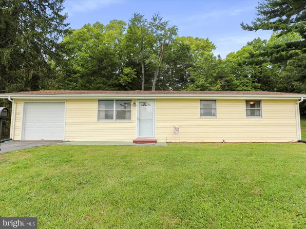 3195 Bakerton Rd, Harpers Ferry, WV 25425