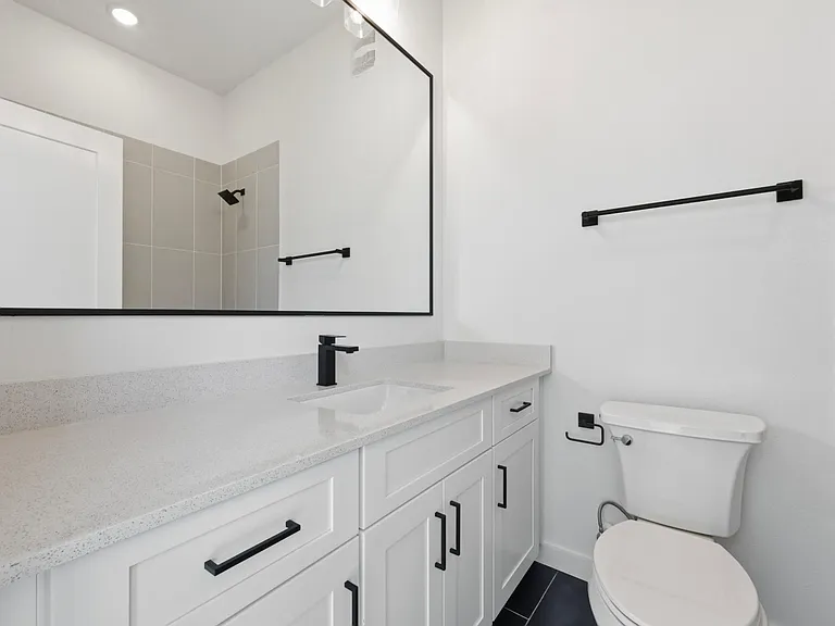 2000 Riverside Farms Rd #14101 — Photo 15