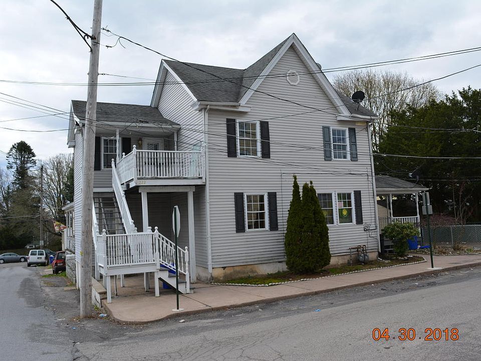 2nd image of 222 W 2nd St