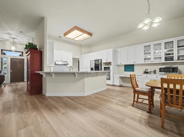 722 Fairway Dr, Ione, CA 95640