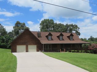 124 Waverly Cir, Corryton, TN 37721