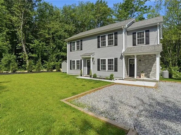 72 Wilbur Rd, Lincoln, RI 02865