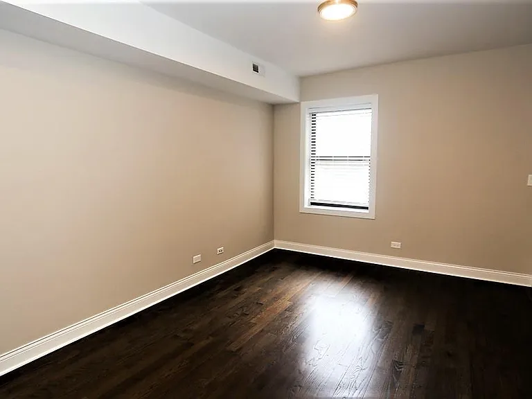 2228 N Sawyer Ave #2E — Photo 8