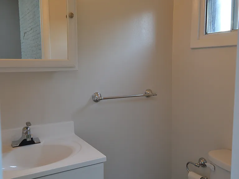 1010-12 Clinton St #3M — Photo 12