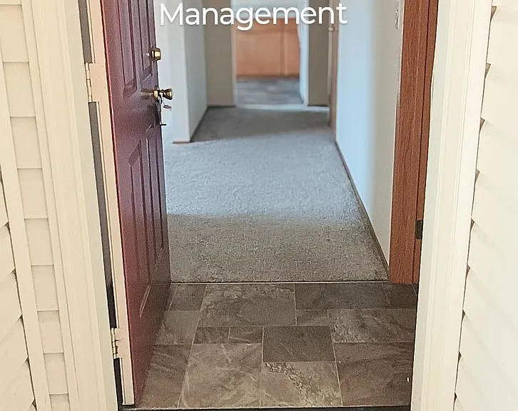 9006 Main St E — Photo 12