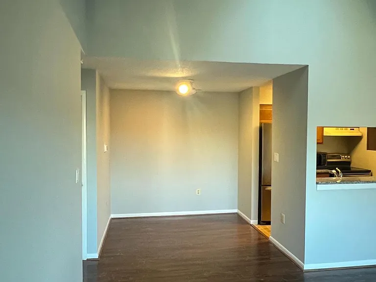 1315 Ravens Crest Dr — Photo 5