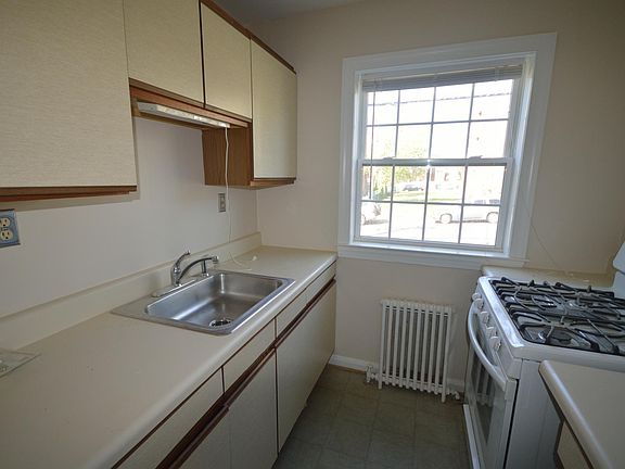 5th image of 2024 5th St S