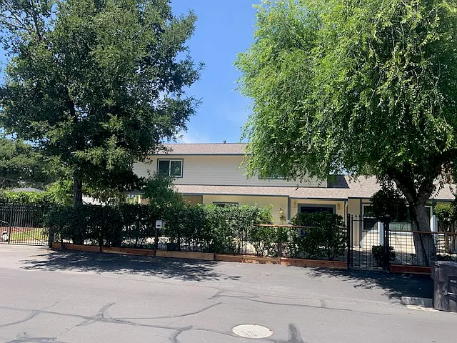 1165 Hazel Ave — Photo 19